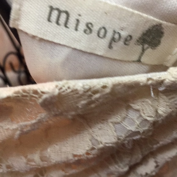 Cream lace dress - Picture 6 of 6